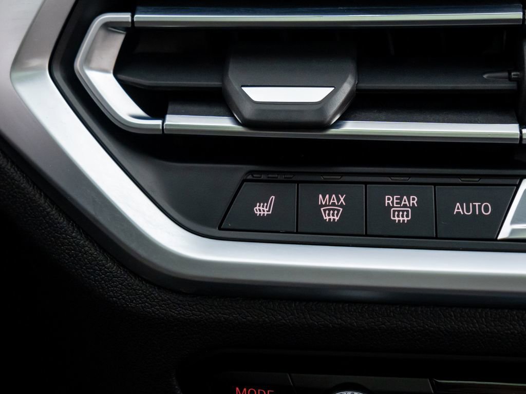 Used 2021 BMW 330i xDrive Sedan w/ M Sport Package image 25