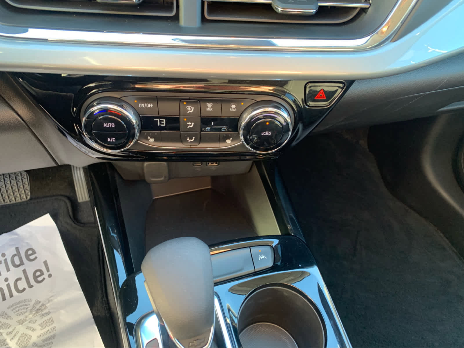 Used 2025 Chevrolet Trax LT w/ Driver Confidence Package image 18