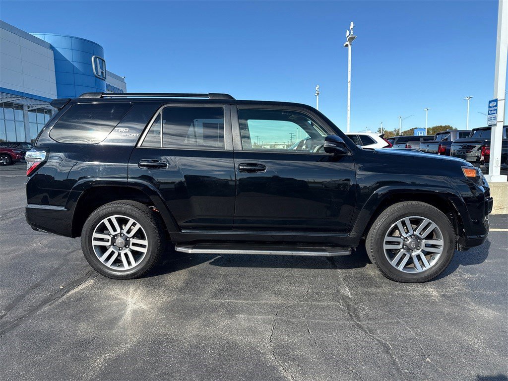 Used 2022 Toyota 4Runner TRD Sport w/ Technology Package image 3
