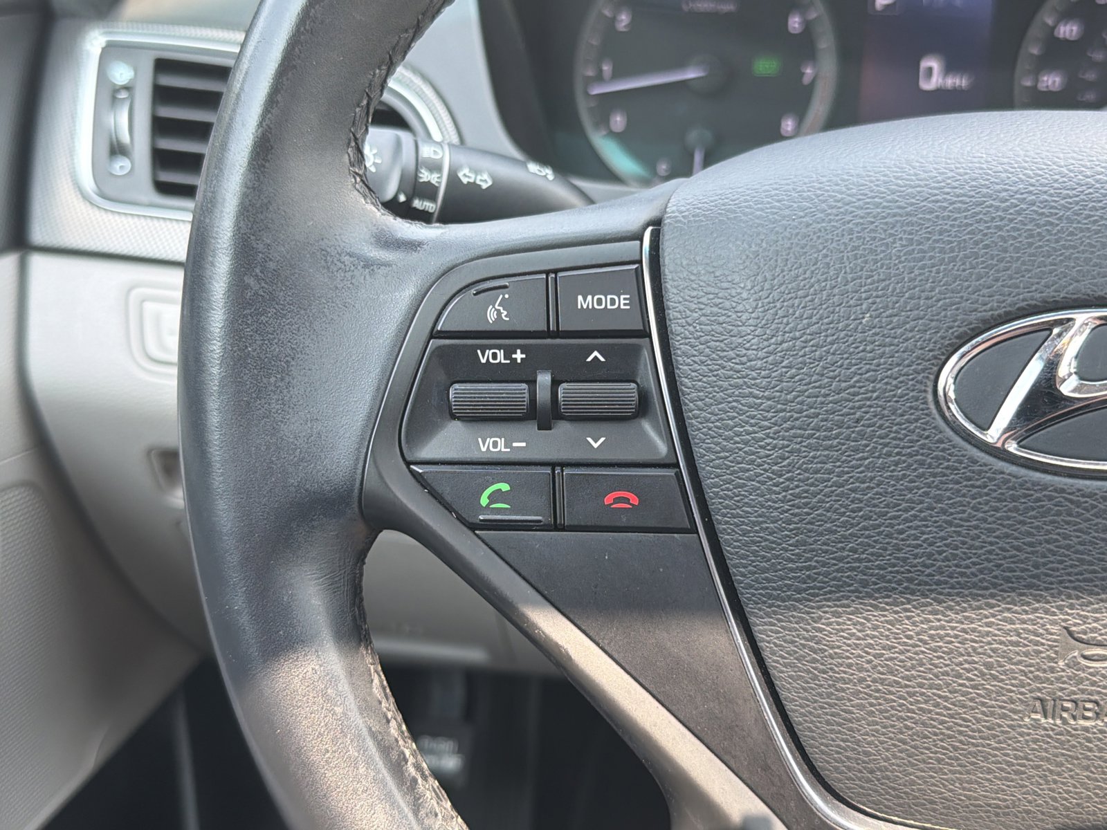 Used 2017 Hyundai Sonata Sport w/ Value Edition Package 02 FWD image 19