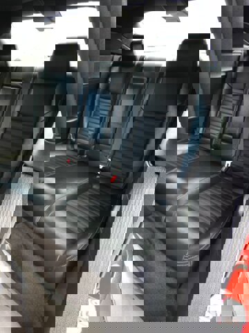 Used 2011 Dodge Challenger SE image 40