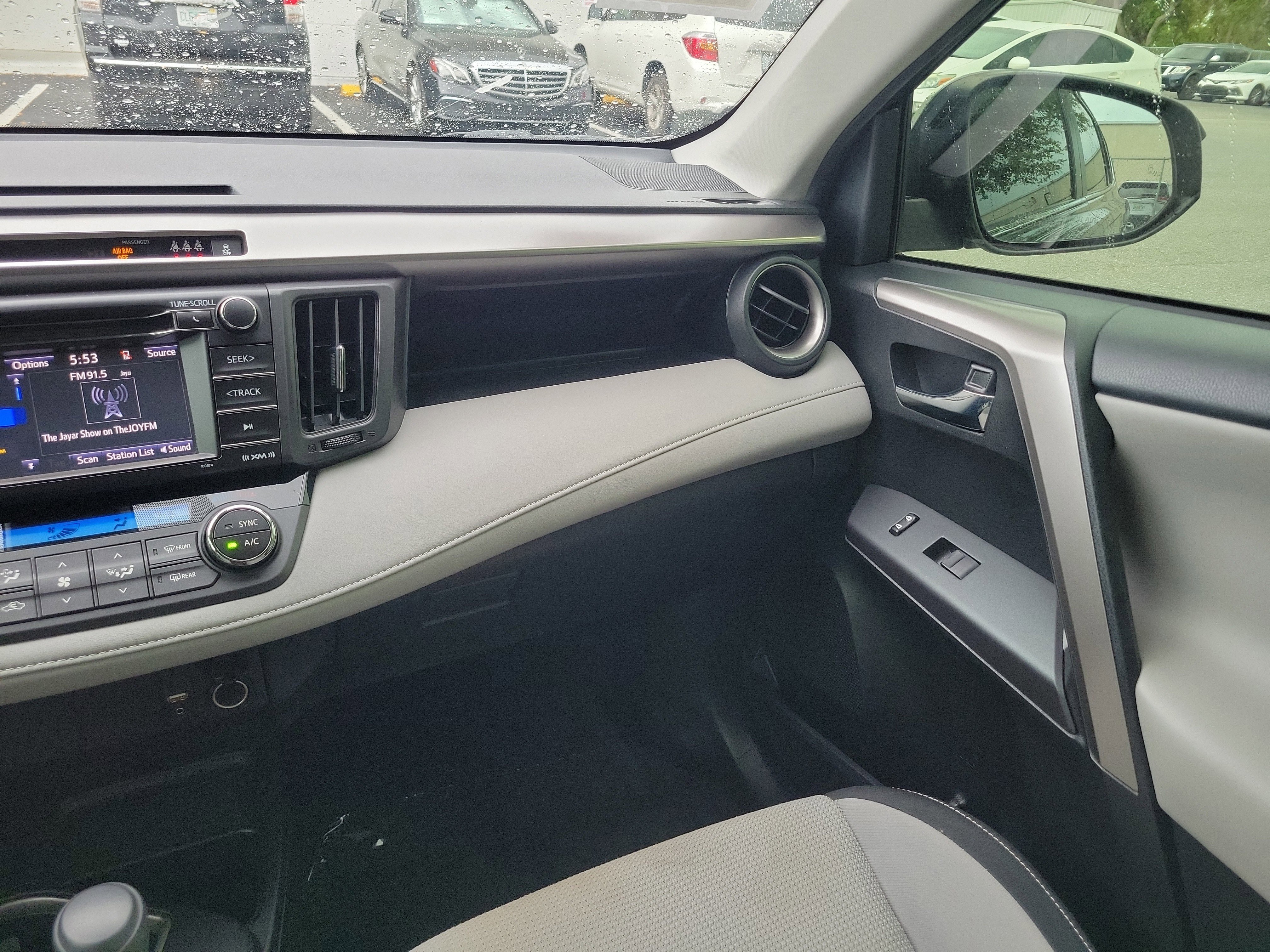 Certified 2018 Toyota RAV4 XLE AWD/4WD image 17