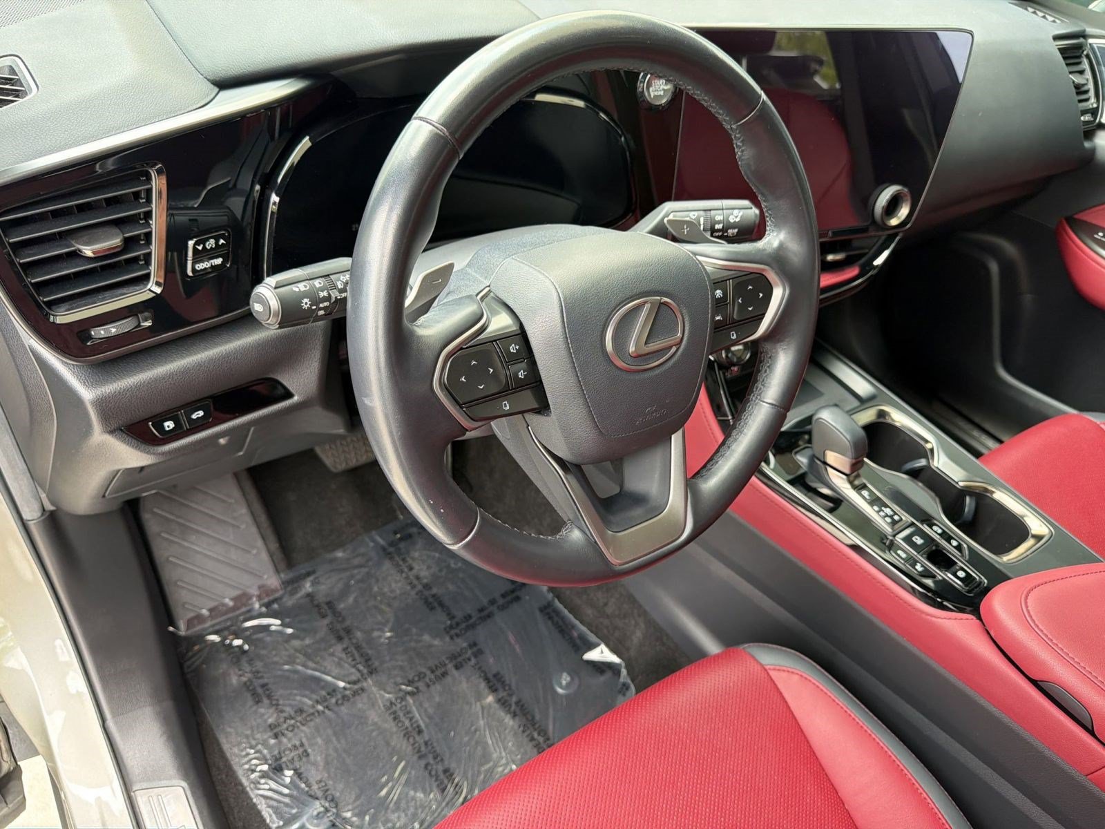 Used 2022 Lexus NX 350 AWD image 4