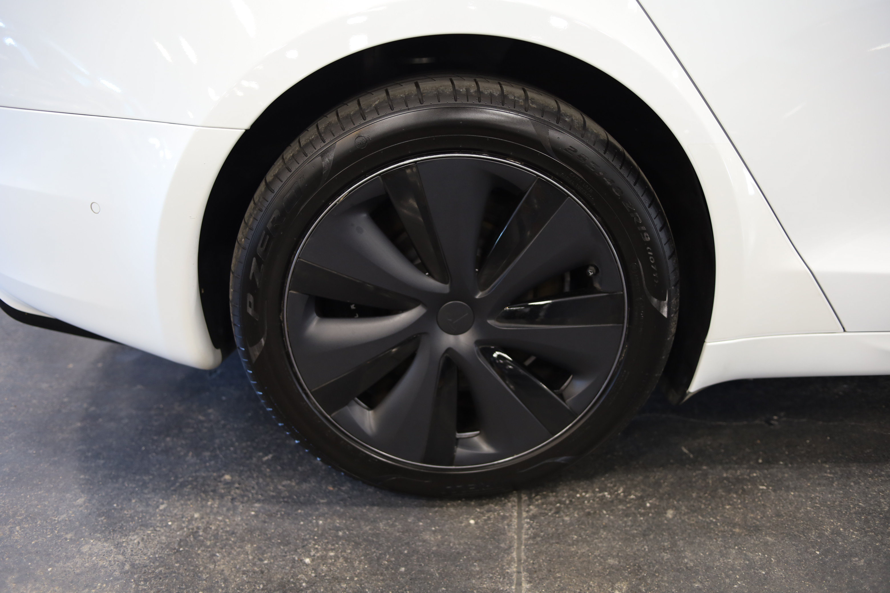 Used 2021 Tesla Model S Plaid AWD/4WD image 11