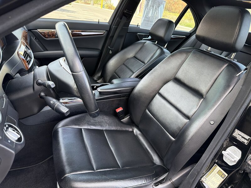 Used 2012 Mercedes-Benz C 250 Sedan image 15