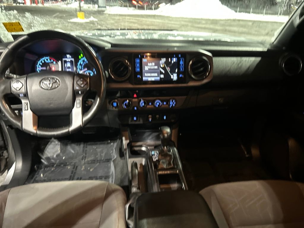 Used 2018 Toyota Tacoma TRD Off-Road image 20