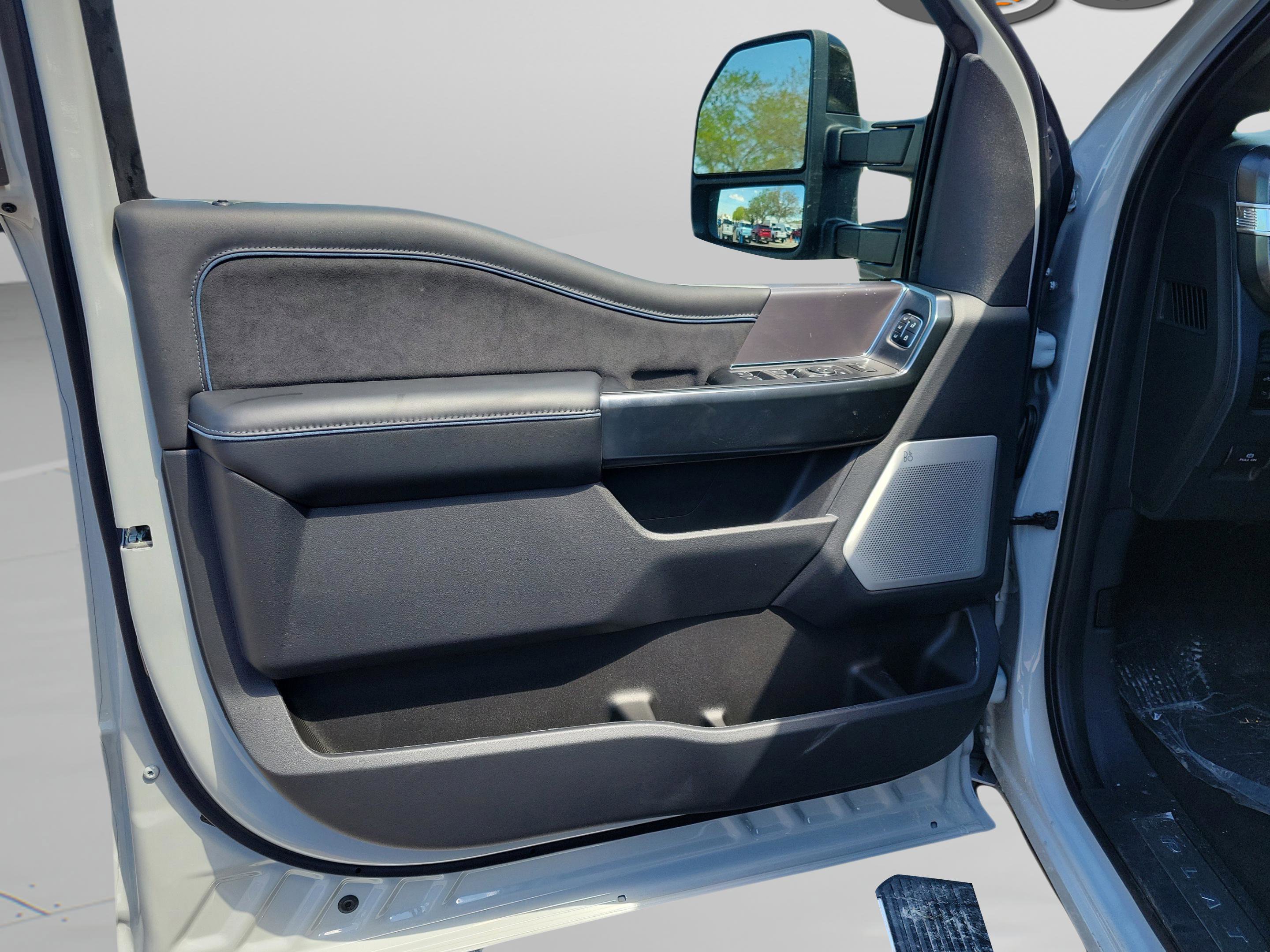 New 2026 Ford F250 Platinum image 5