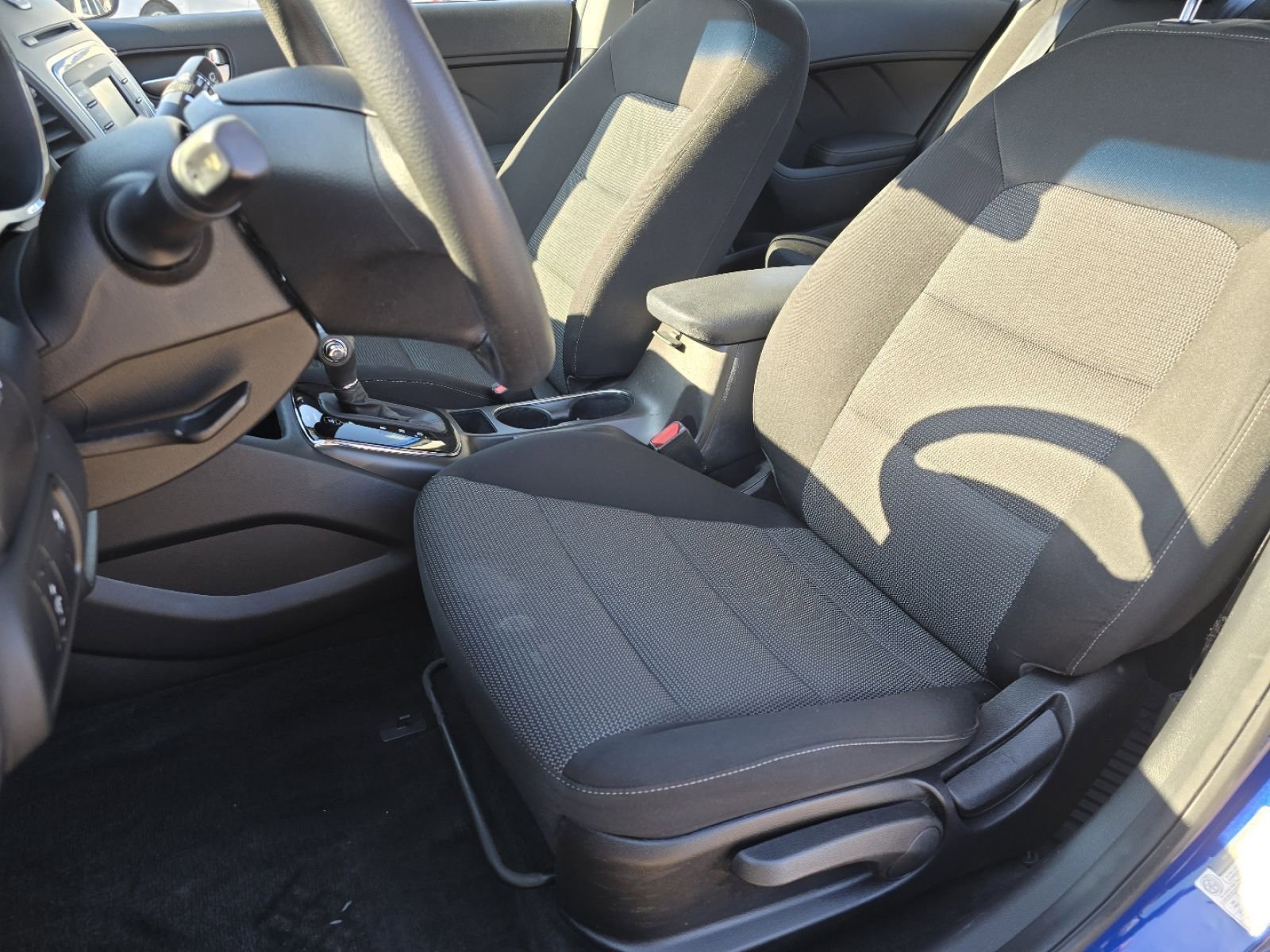 Used 2017 Kia Forte LX FWD image 15