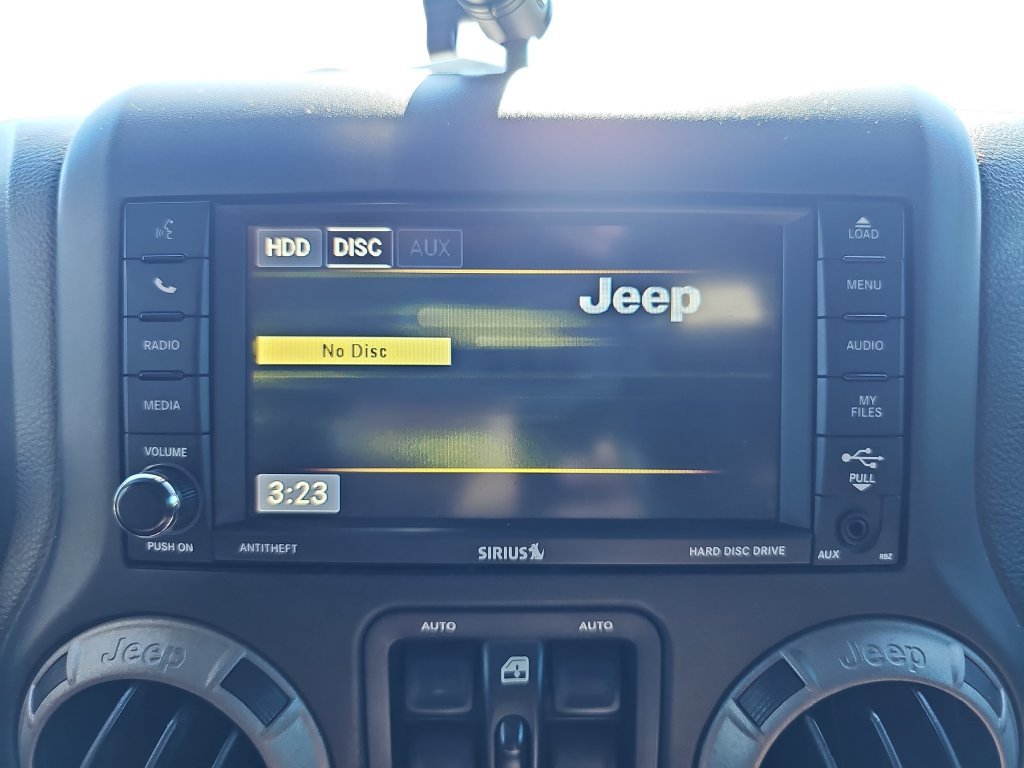 Used 2015 Jeep Wrangler Unlimited Sport w/ Quick Order Package 24S AWD/4WD image 22