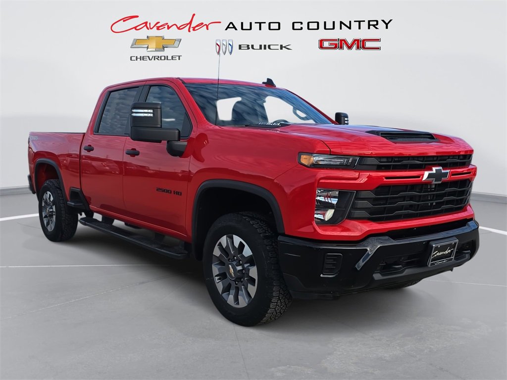Used 2024 Chevrolet Silverado 2500 Custom w/ Custom Value Package image 3