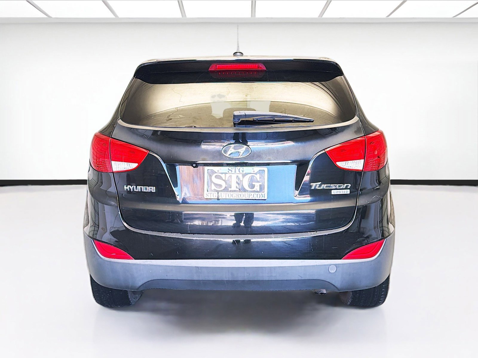 Used 2012 Hyundai Tucson Limited w/ Premium Pkg FWD image 5
