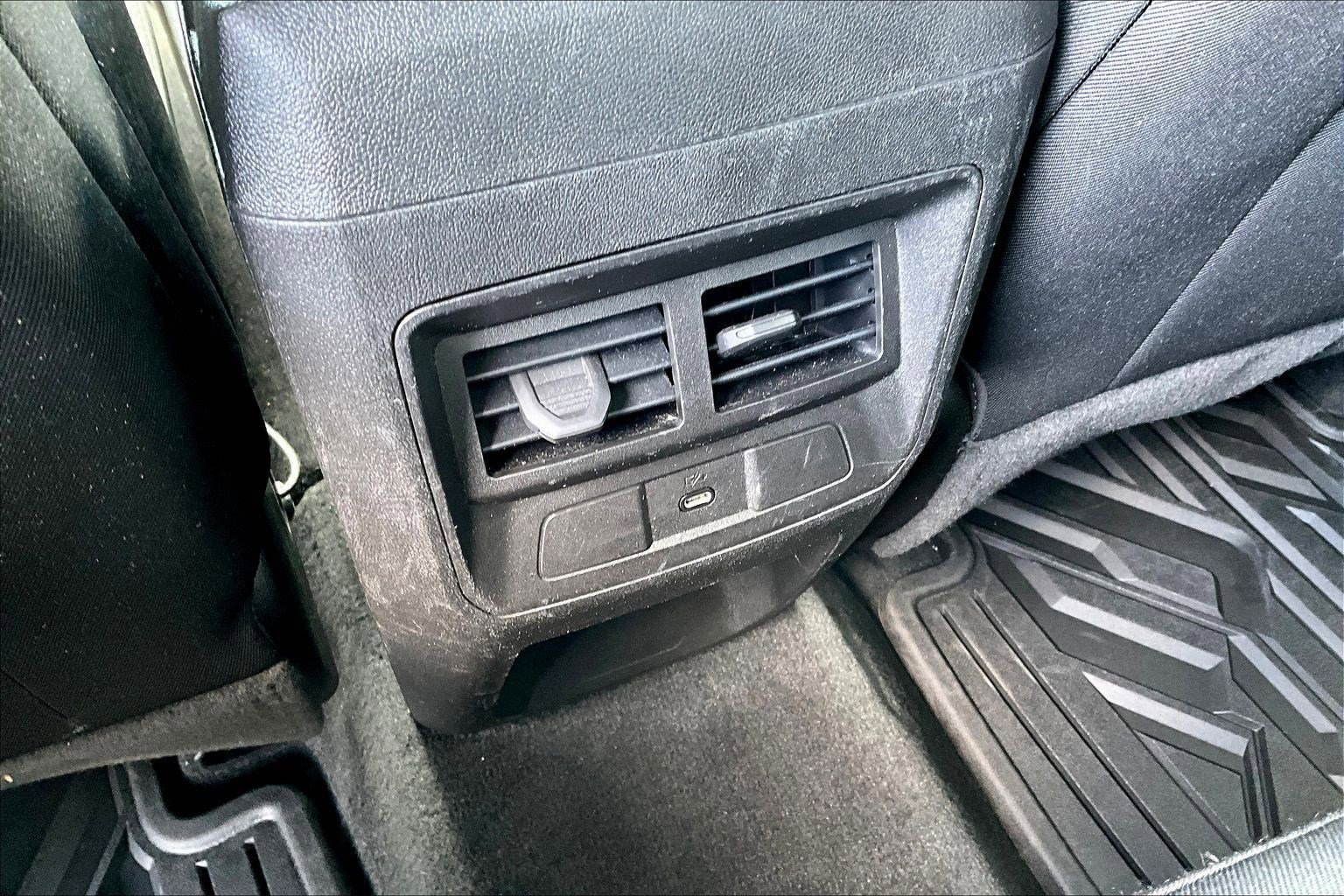 Used 2023 Chevrolet Colorado LT w/ LT Convenience Package AWD/4WD image 10