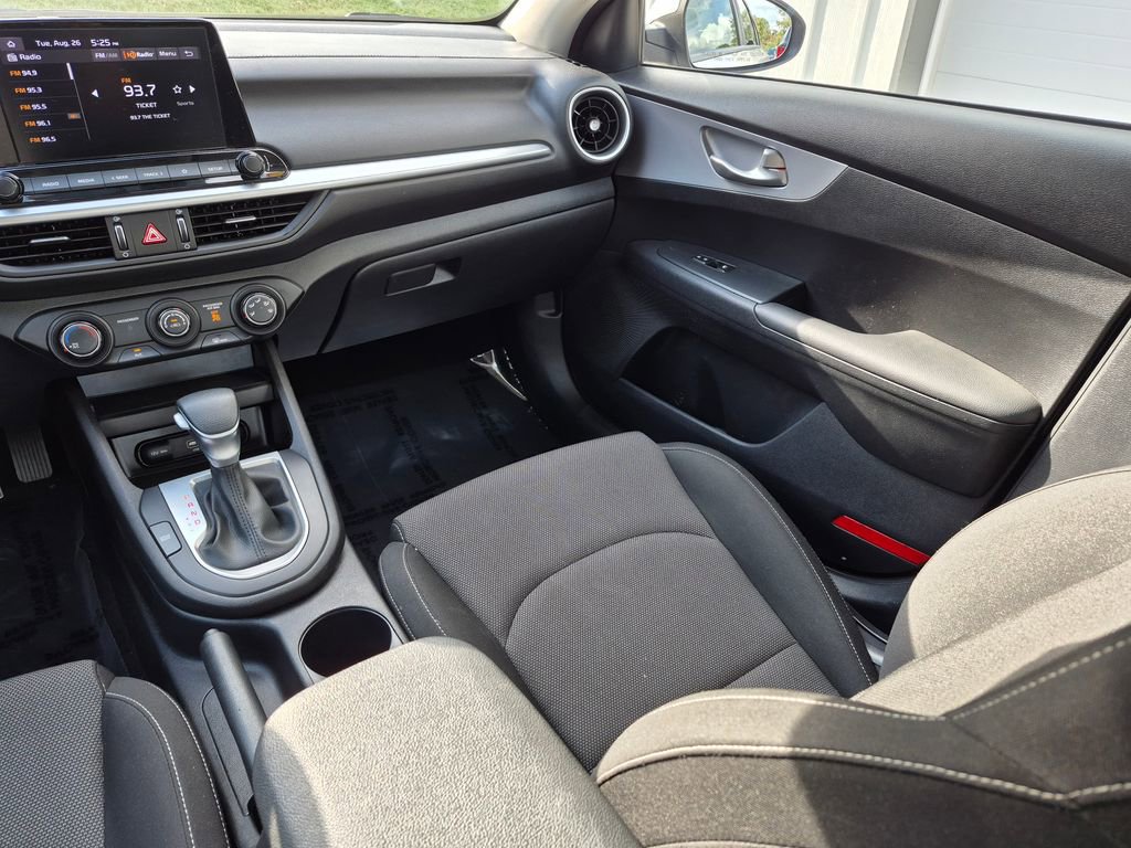 Used 2024 Kia Forte LXS image 14