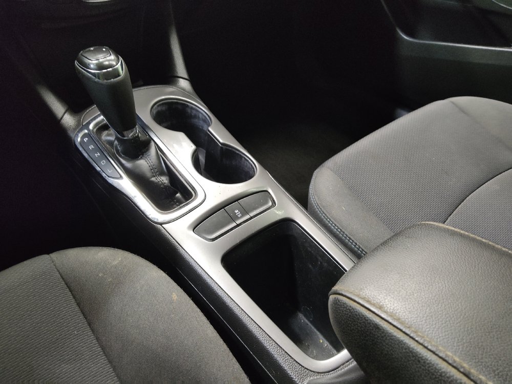 Used 2018 Chevrolet Cruze LT w/ Convenience Package FWD image 26