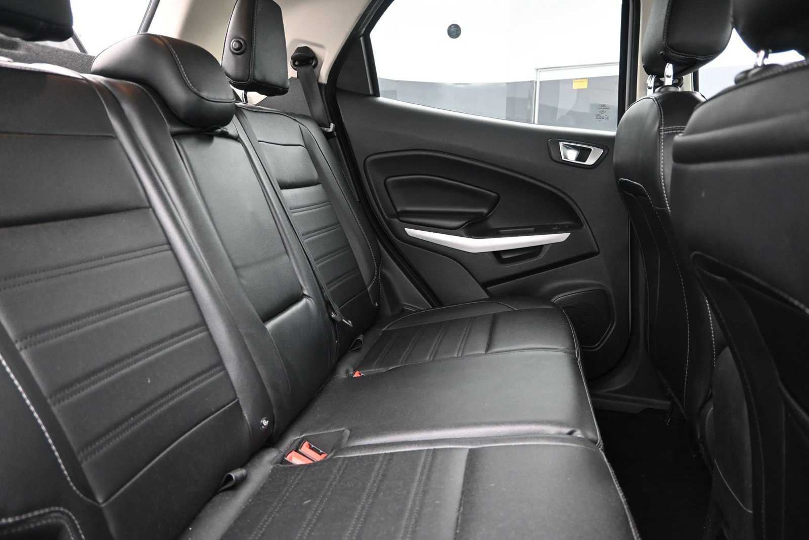Used 2021 Ford EcoSport Titanium FWD image 24