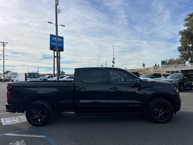 Used 2025 Chevrolet Silverado 1500 High Country w/ Midnight Edition AWD/4WD image 5