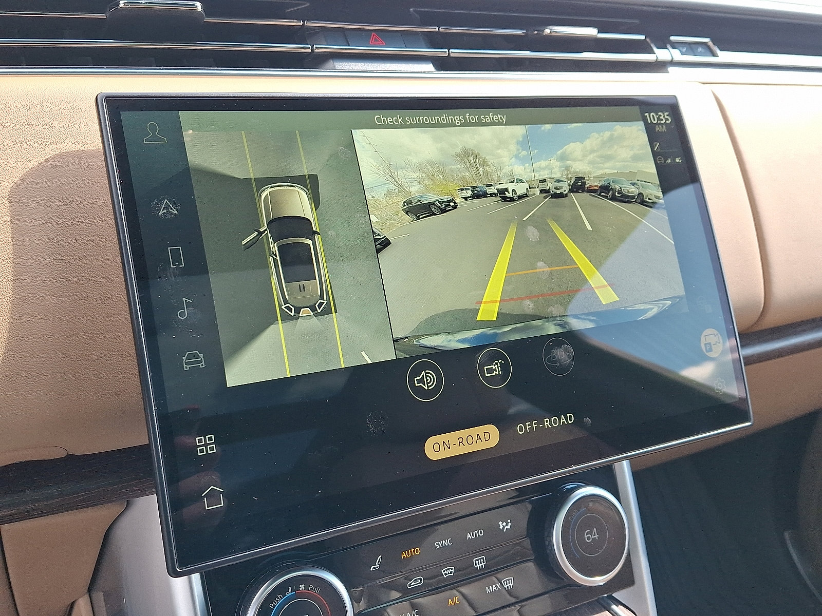 Used 2023 Land Rover Range Rover SE image 20