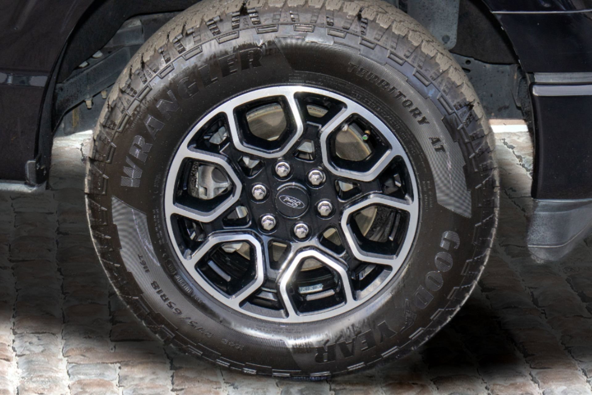 Used 2022 Ford F150 XLT w/ Equipment Group 302A High image 41