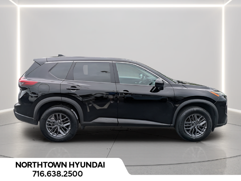 Used 2026 Nissan Rogue SV AWD/4WD image 11