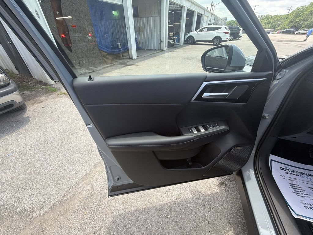 New 2026 Mitsubishi Outlander SE AWD/4WD image 13