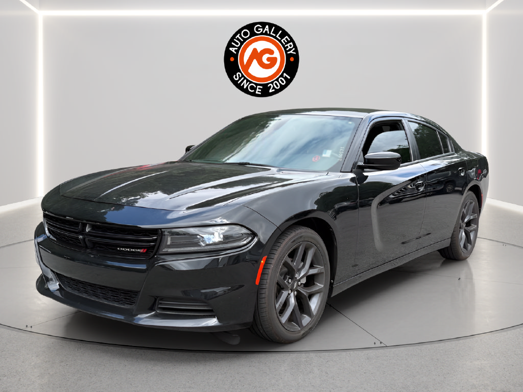 Used 2023 Dodge Charger SXT w/ Blacktop Package RWD image 3