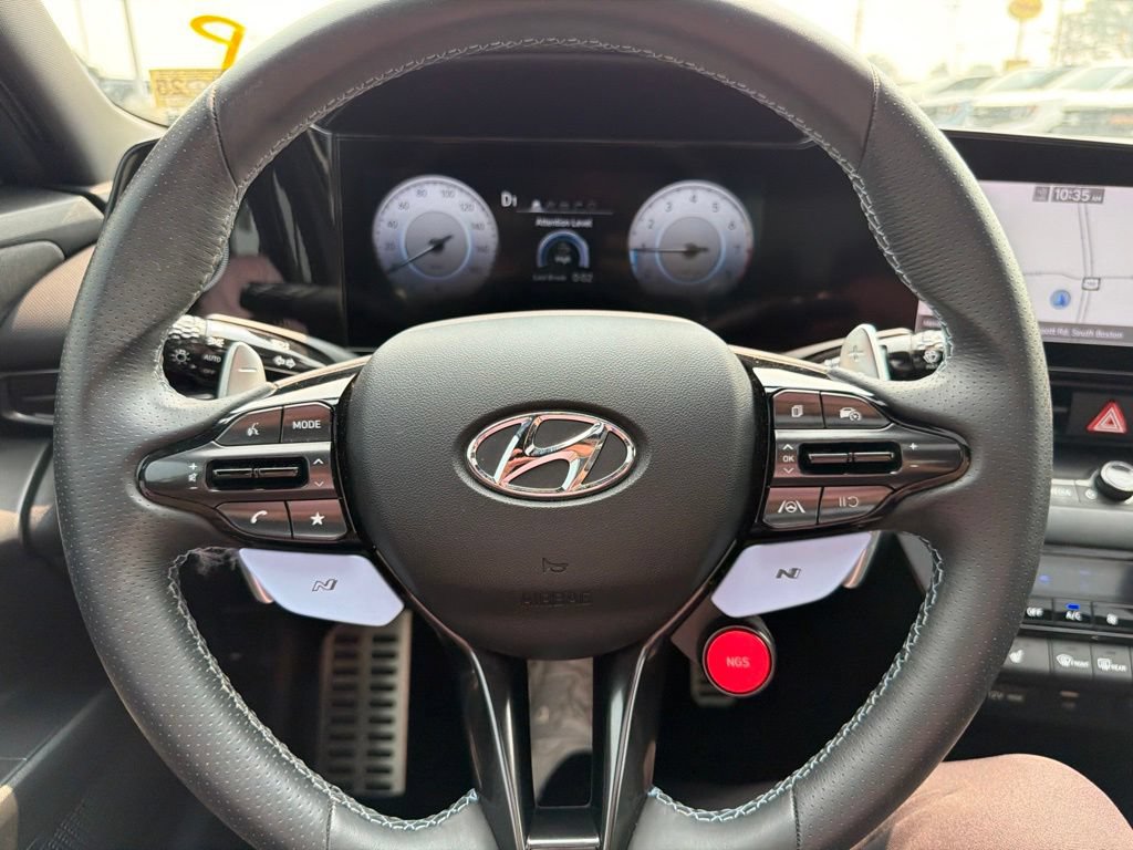 Used 2022 Hyundai Elantra N FWD image 13
