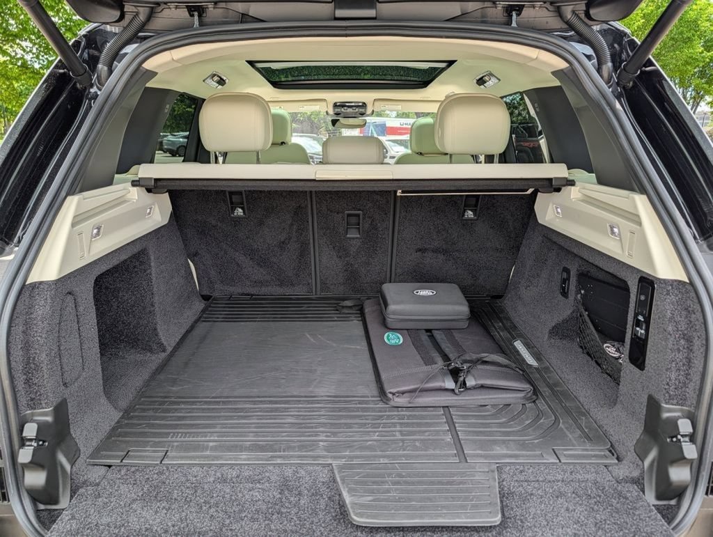 Used 2023 Land Rover Range Rover SE AWD/4WD image 21