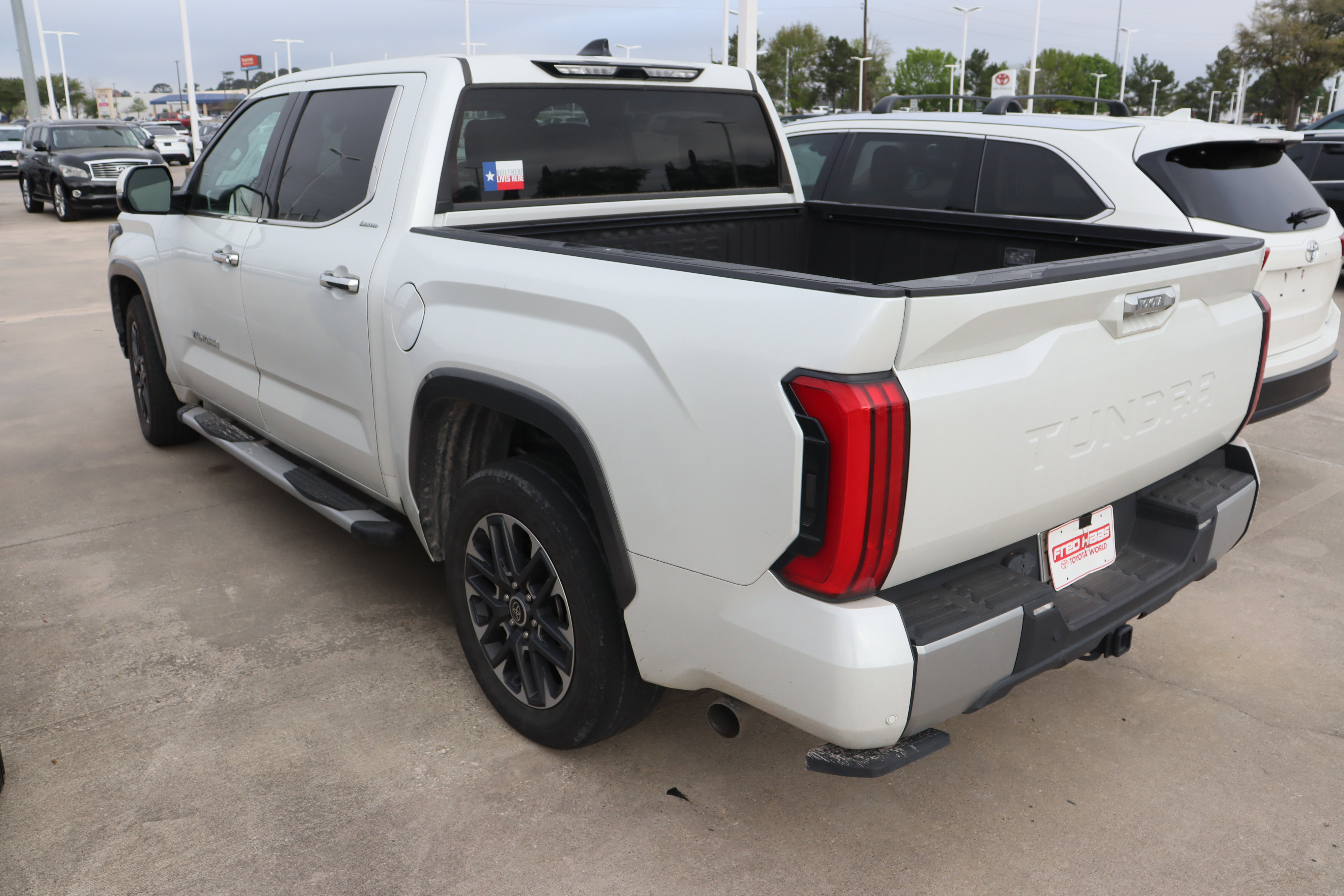 Used 2023 Toyota Tundra Limited w/ Power Package image 7