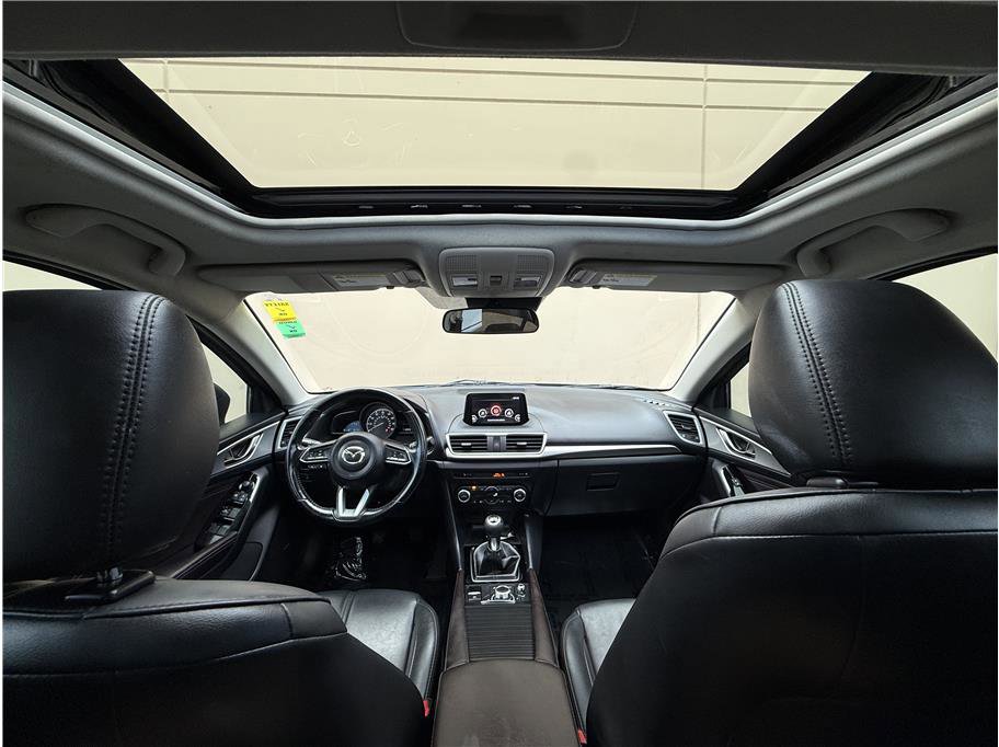 Used 2018 MAZDA MAZDA3 Touring FWD image 20