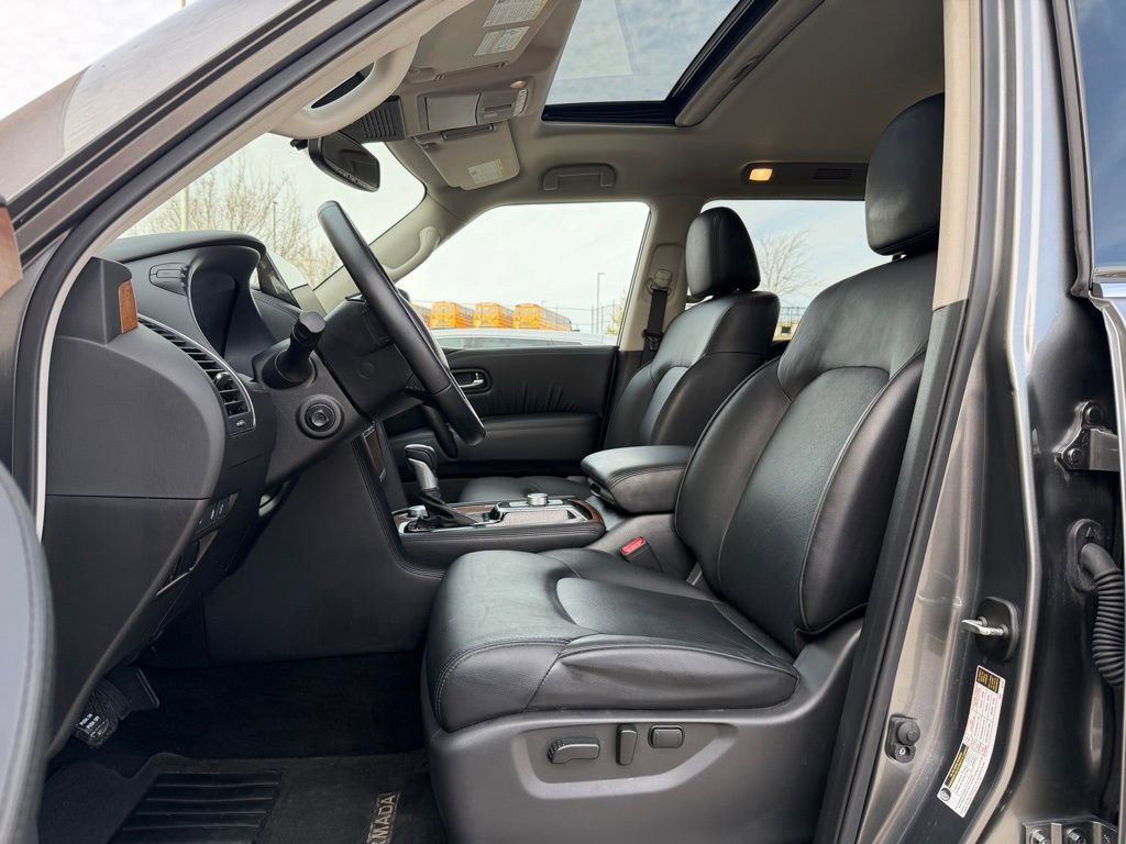 Used 2024 Nissan Armada SL w/ Captain's Chairs Package image 20