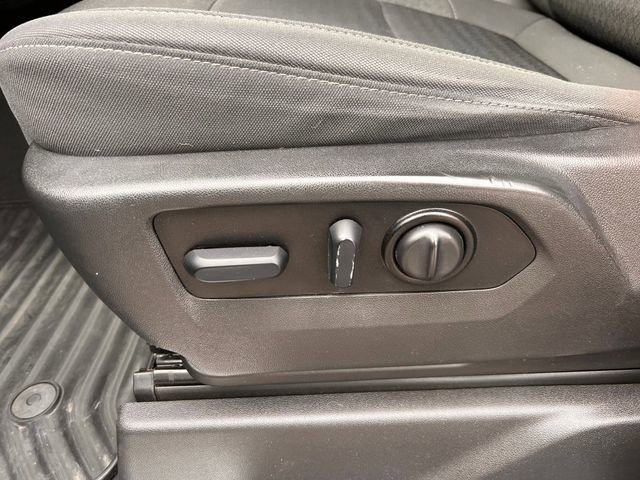 Used 2022 Chevrolet Silverado 1500 LT image 15