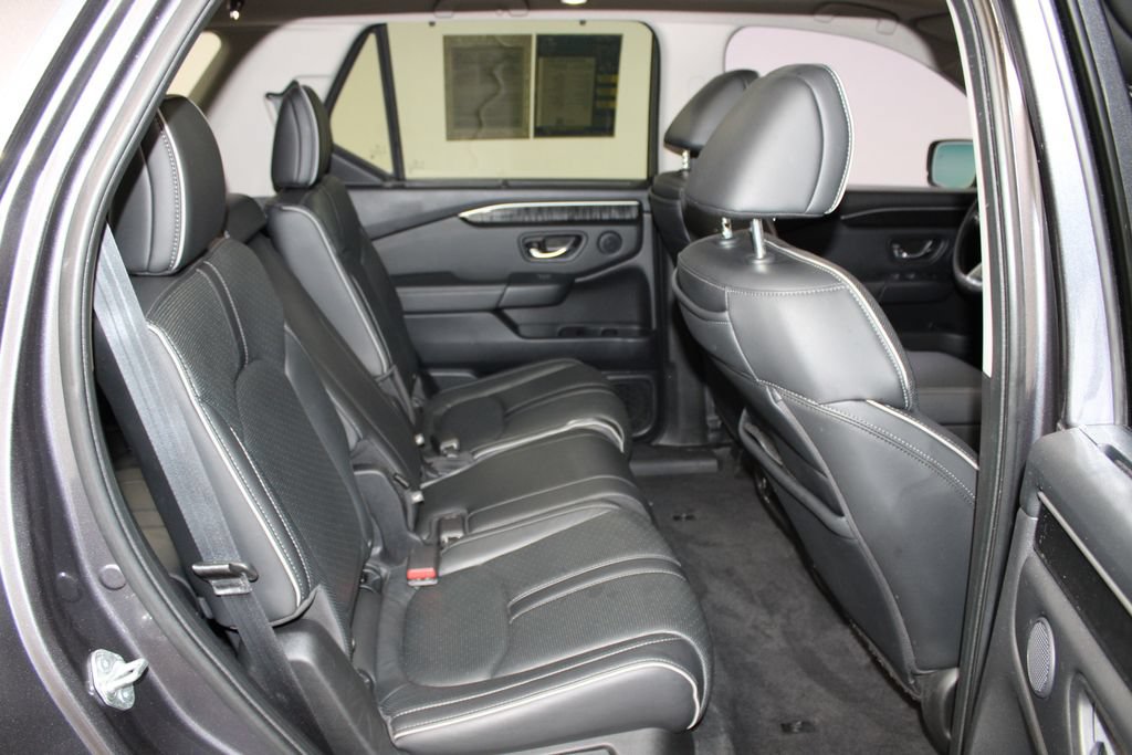 Used 2023 Honda Pilot Elite image 30