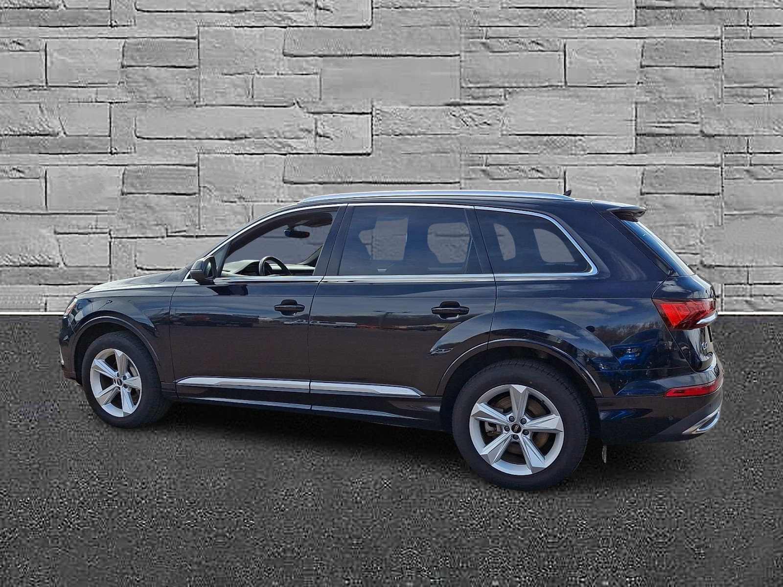 Used 2021 Audi Q7 2.0T Premium w/ Convenience Package image 7