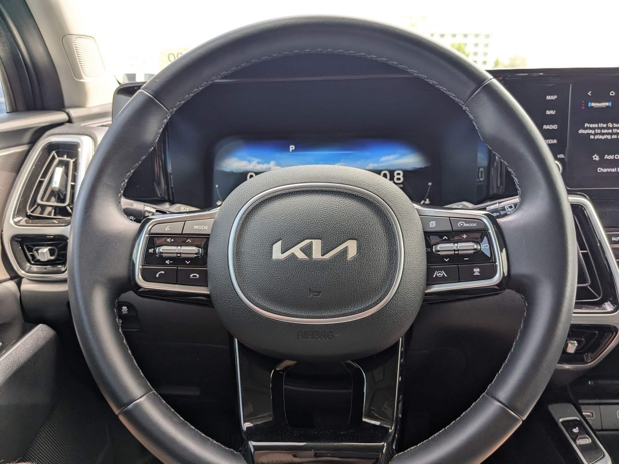 Certified 2023 Kia Sorento SX AWD/4WD image 16