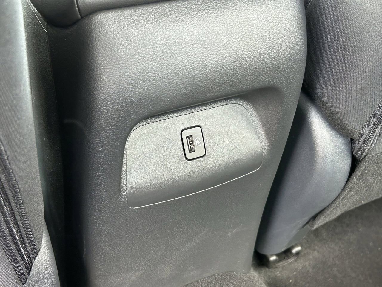 Certified 2025 Nissan Sentra SR image 15