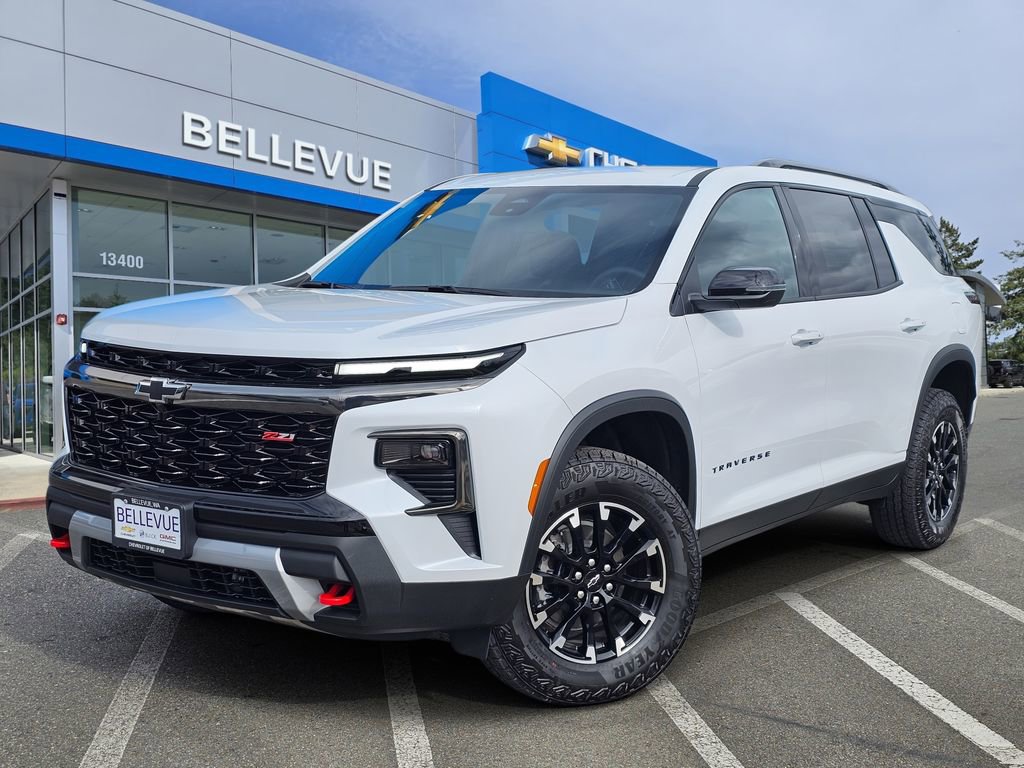 New 2026 Chevrolet Traverse Z71 w/ LPO, Floor Liner Package image 1