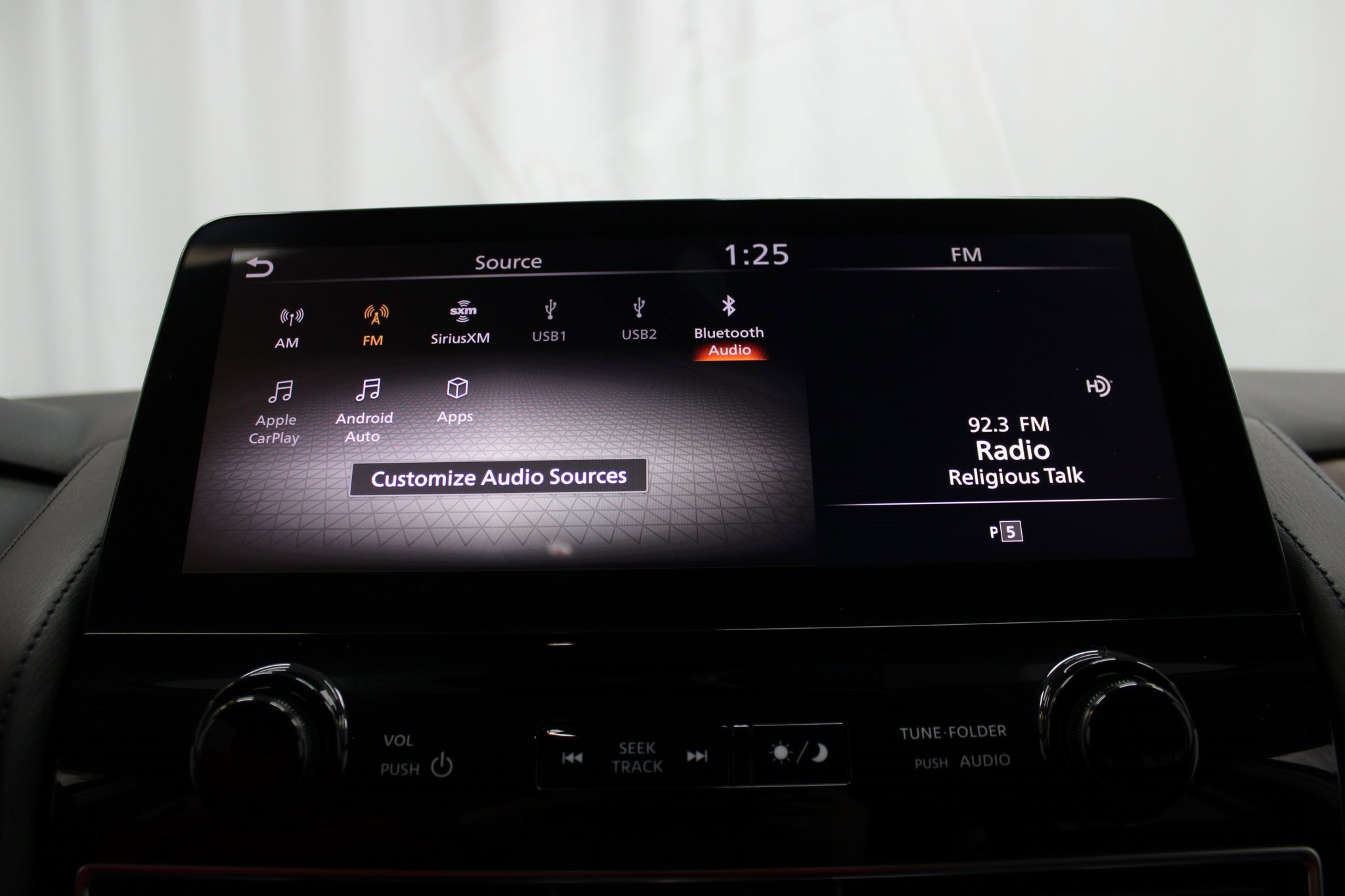 Used 2024 Nissan Armada SL image 72