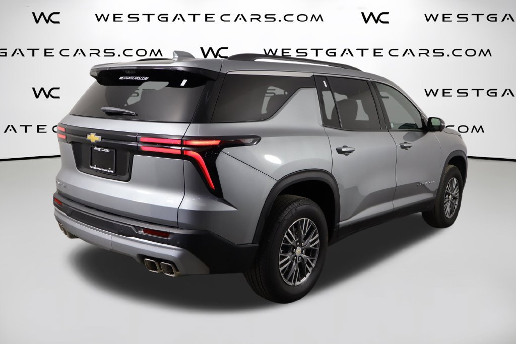 Used 2026 Chevrolet Traverse LT w/ Driver Confidence Package FWD image 44