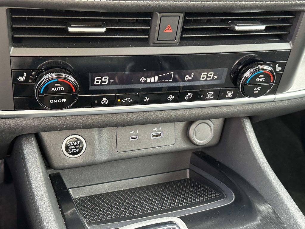 Certified 2023 Nissan Rogue SV w/ SV Premium B Package image 29