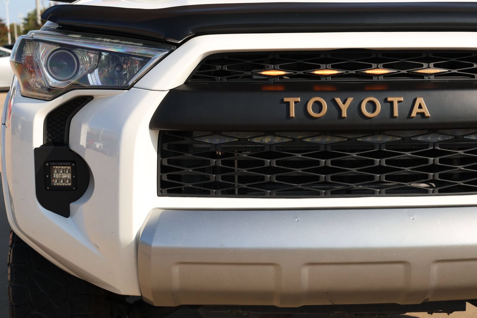 Used 2019 Toyota 4Runner TRD Off-Road AWD/4WD image 9