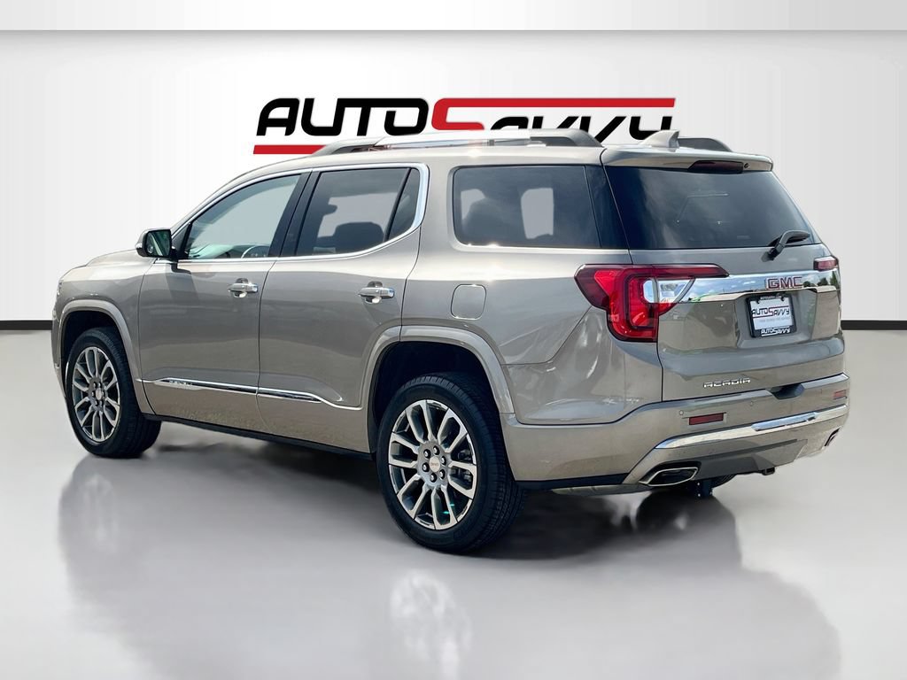 Used 2023 GMC Acadia Denali w/ Denali Technology Package FWD image 5