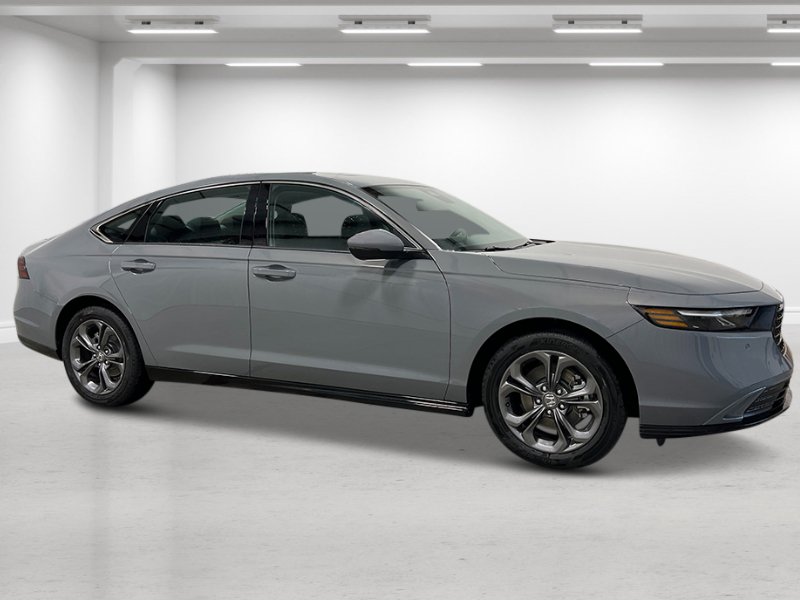 New 2025 Honda Accord EX-L image 2