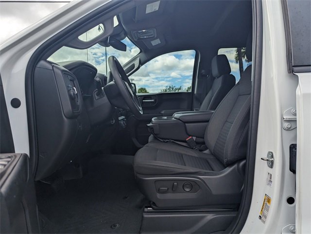 Used 2023 Chevrolet Silverado 1500 Custom image 6