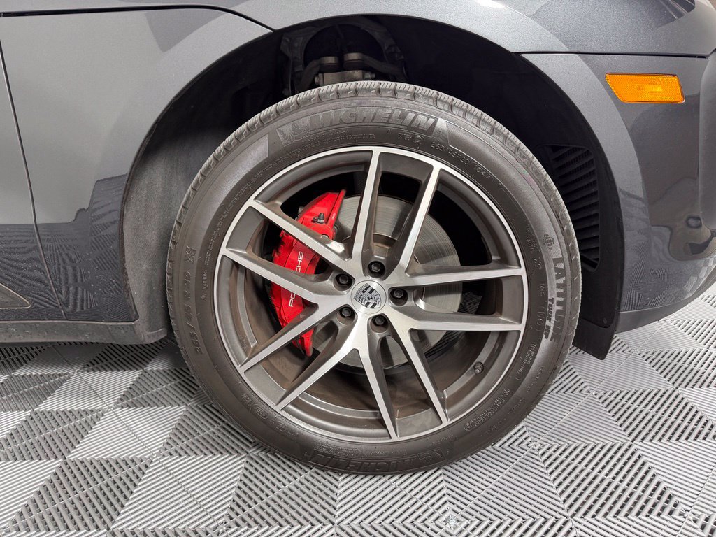Certified 2025 Porsche Macan S AWD/4WD image 16