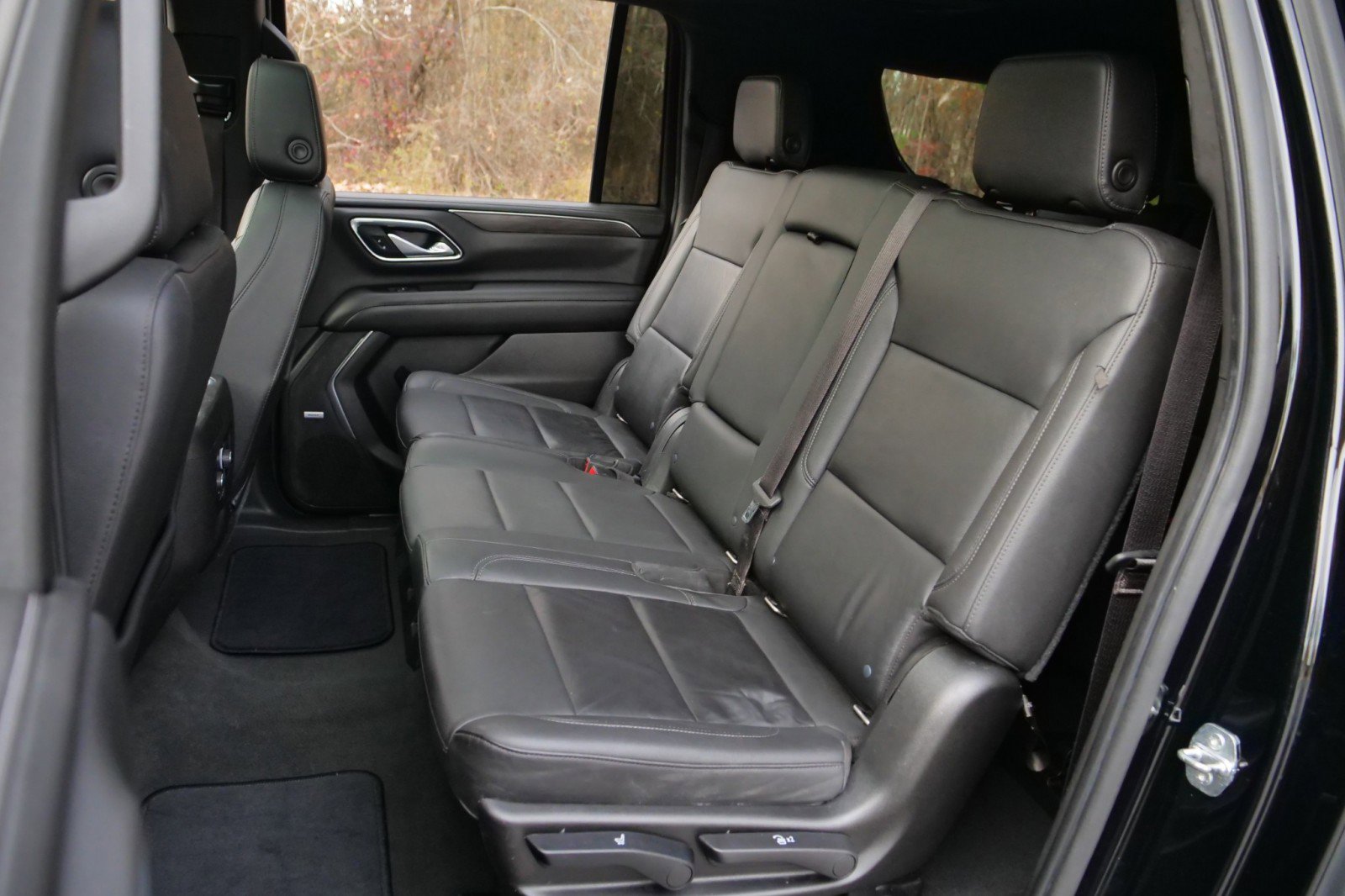 Used 2021 Chevrolet Suburban LT image 23