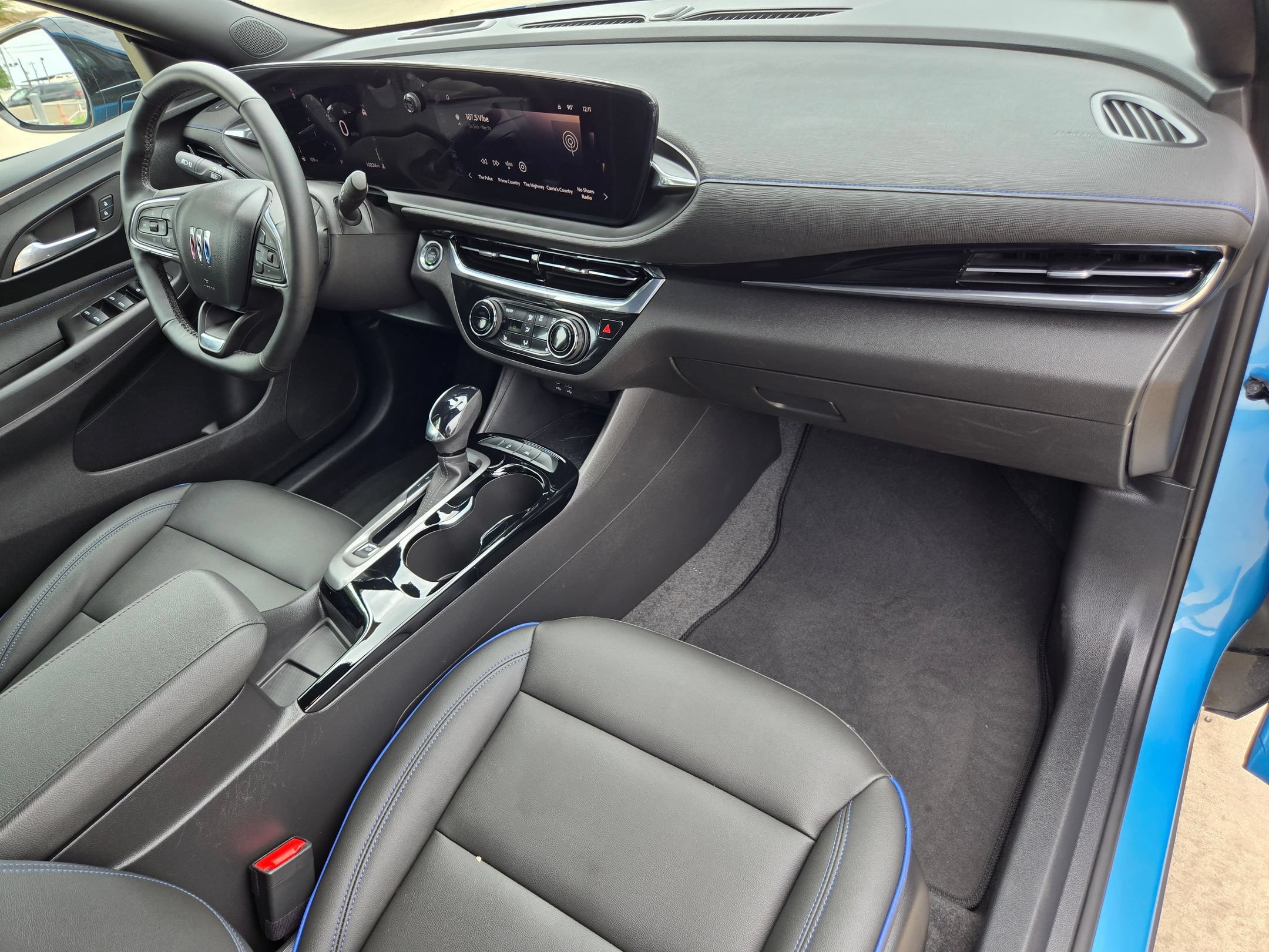 Certified 2025 Buick Envista Sport Touring w/ Convenience I Package FWD image 25