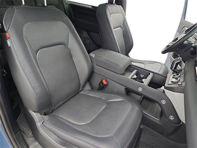 Certified 2023 Land Rover Defender 90 X-Dynamic SE image 9