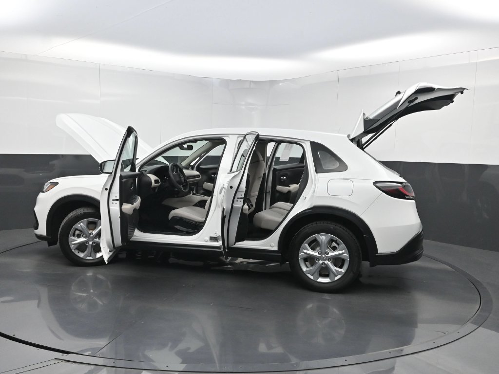 Used 2024 Honda HR-V LX image 33