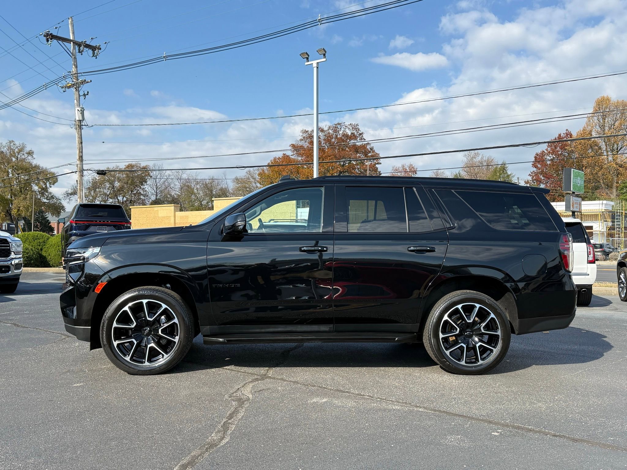 Used 2022 Chevrolet Tahoe RST w/ Luxury Package image 8