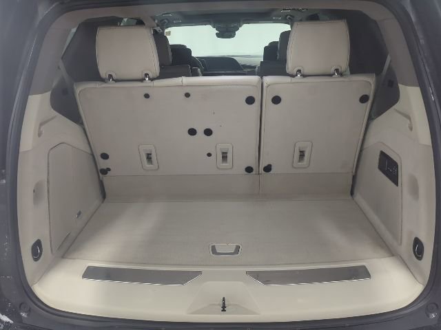 Used 2022 Cadillac Escalade Premium Luxury Platinum w/ LPO, Radiant Package image 18